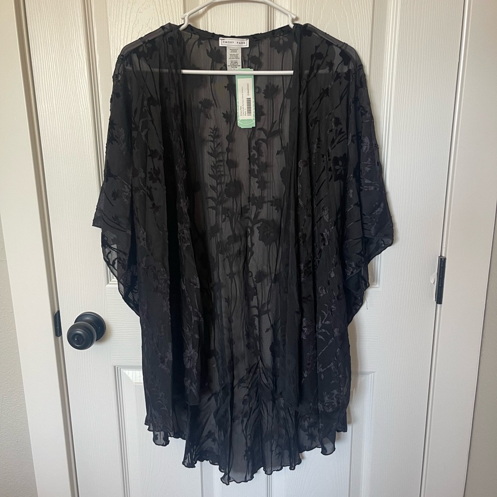 Emory Park Black Sheer Floral Kimono Top
